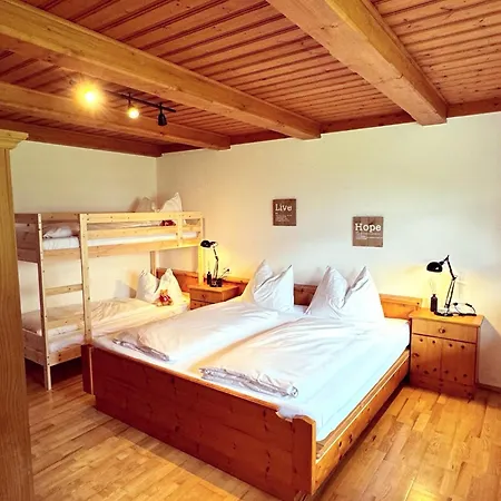 Semesterbostad City Bungalow *