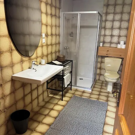 City Bungalow 슈라드밍